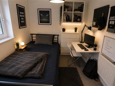 Picture 4
